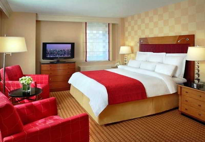 New York Marriott East Side Hotel Room photo
